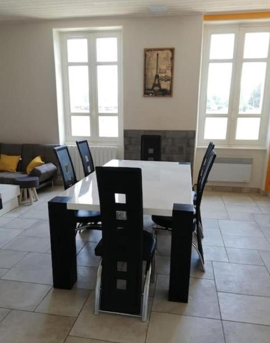 Maison De 100M2 Au Coeur D'Une Pension Equestre Les Sabots De Nina Marcollin Bagian luar foto