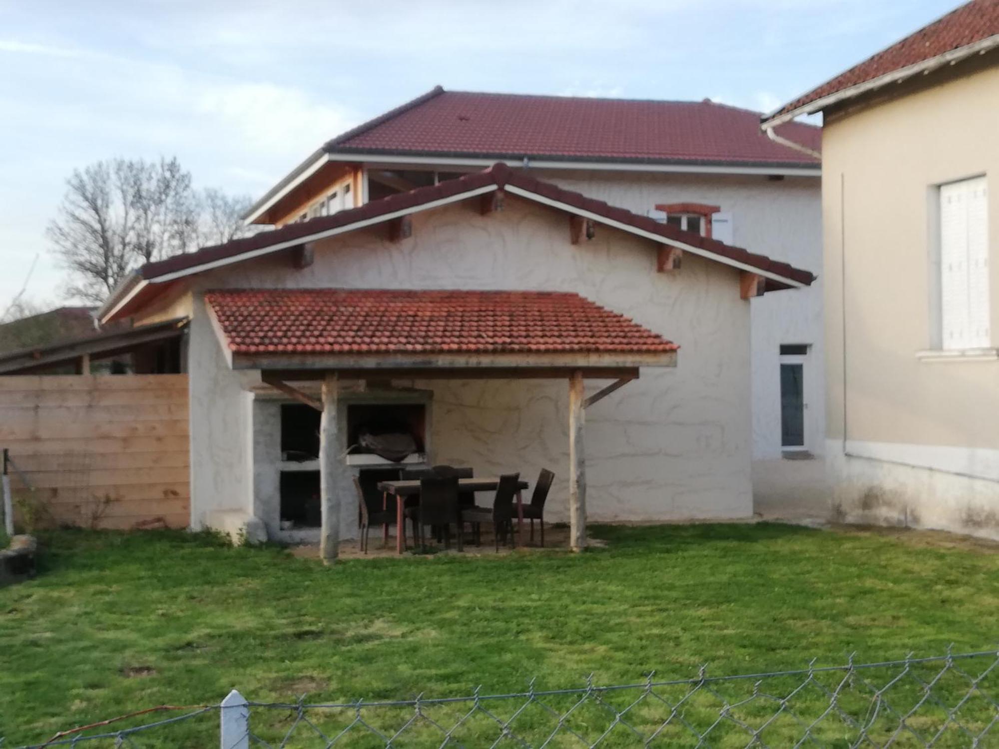 Maison De 100M2 Au Coeur D'Une Pension Equestre Les Sabots De Nina Marcollin Bagian luar foto
